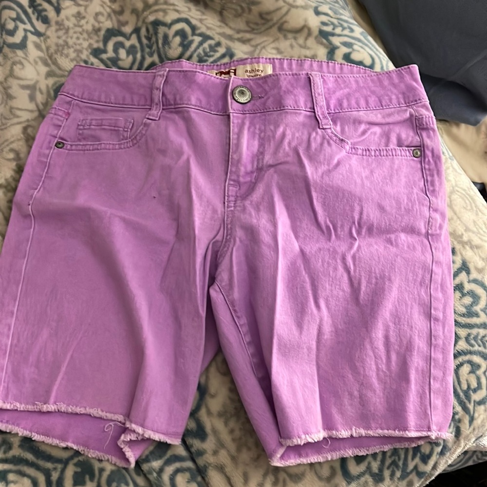 NWOT LEI purple shorts sz 11